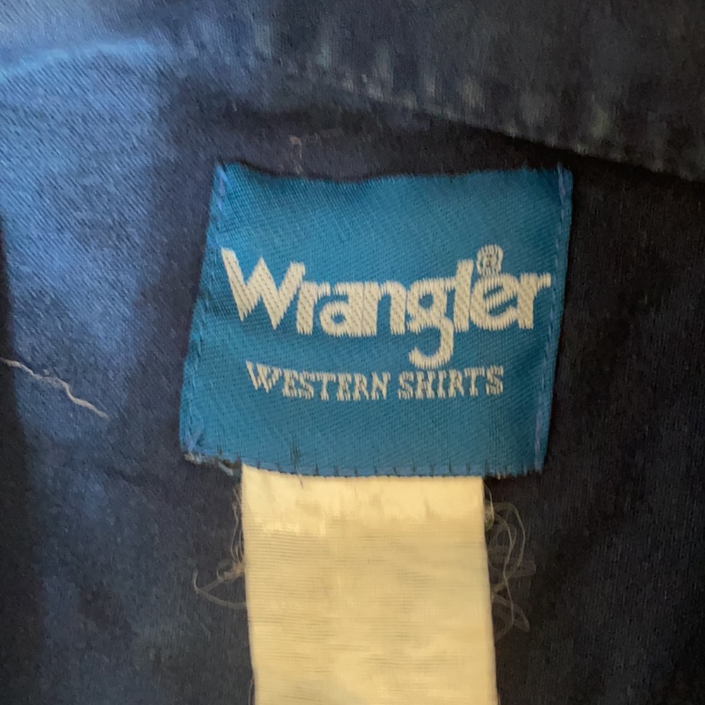 Cattle-core vintage western snap front long sleeve shirt. - Picture 2 of 3